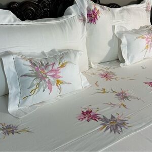 D.Porthault-France- King Sheet Set- Embroidered DAHLIA